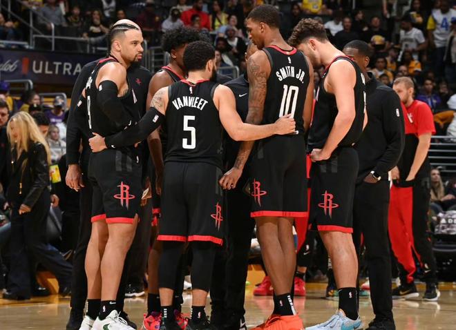 已经在你脚 已经在你脚