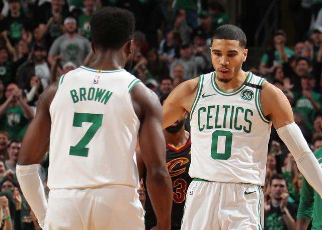 以身位卡位 以身位卡位