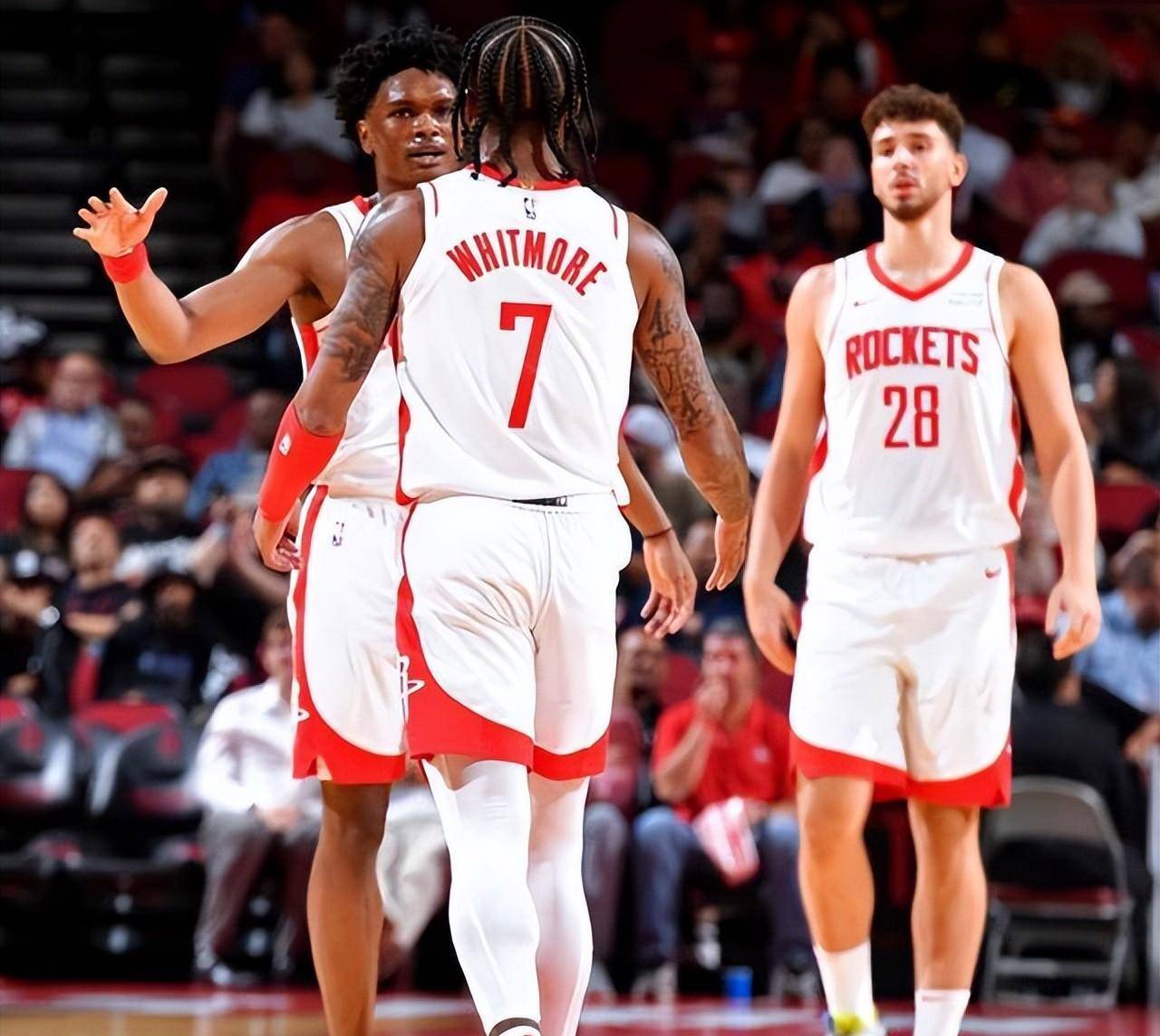 盯脚下那一 盯脚下那一