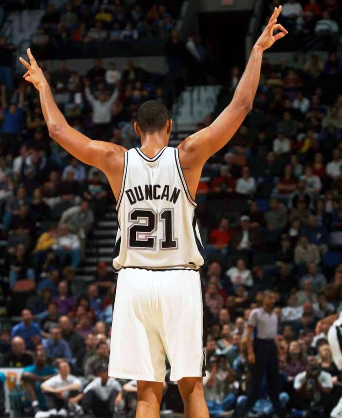 防守端的换 防守端的换